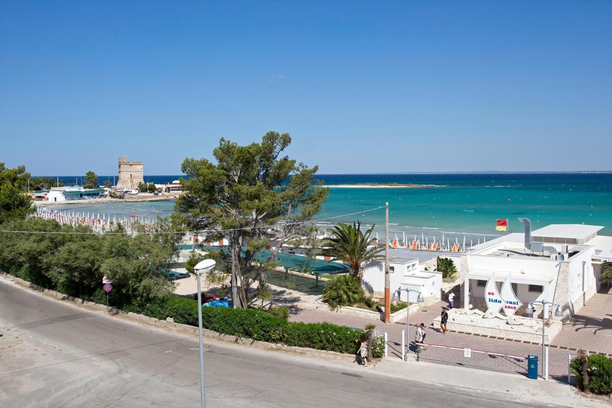 Отель Residenza Del Mare Сант-Исидоро Экстерьер фото